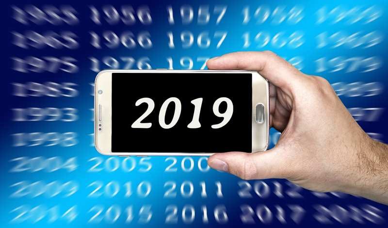 Piuttosto che rinunciare ad Internet, meglio un anno di astinenza sessuale: le priorità per il 2019